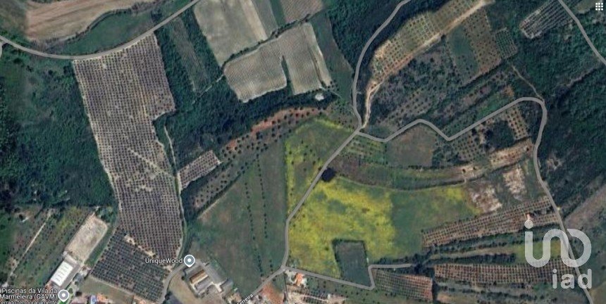 Land in Marmeleira e Assentiz of 23,240 m²