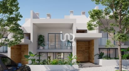 Maison de ville T3 à Loulé (São Sebastião) de 240 m²