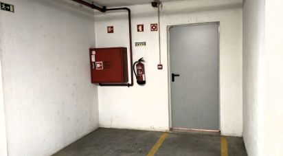 Parking/garage/box à Armação de Pêra de 17 m²