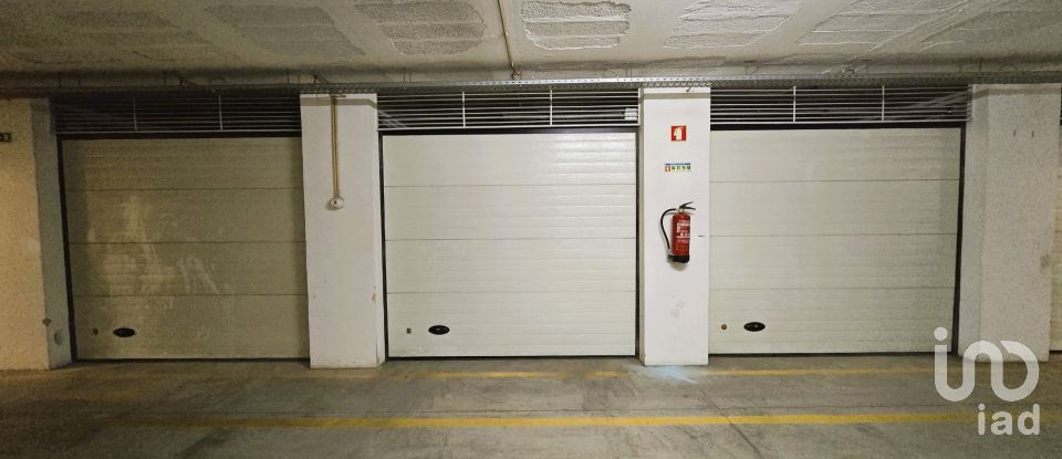 Parking/garage/box à Armação de Pêra de 17 m²