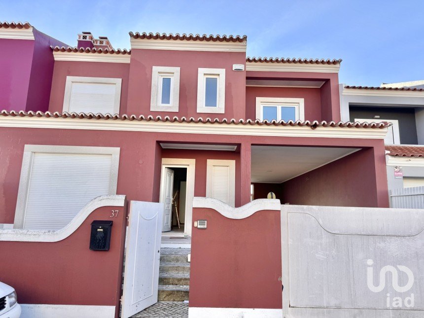 Casa / Villa T3 em Azeitão (São Lourenço e São Simão) de 127 m²