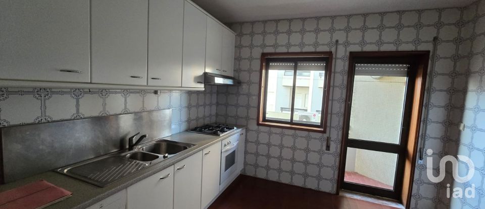 Apartment T3 in Árvore of 133 m²