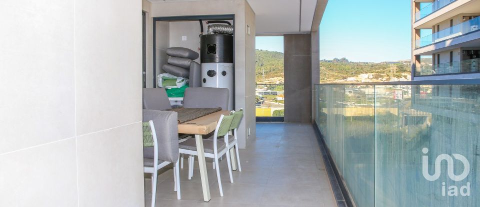 Bâtiment à Alverca do Ribatejo e Sobralinho de 192 m²