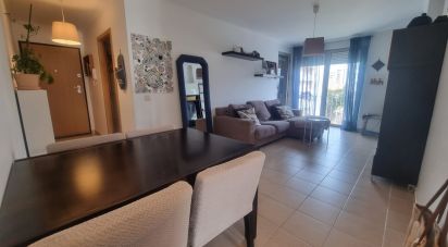 Apartamento T2 em Faro (Sé e São Pedro) de 90 m²