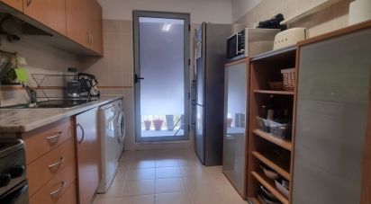 Appartement T2 à Faro (Sé e São Pedro) de 90 m²