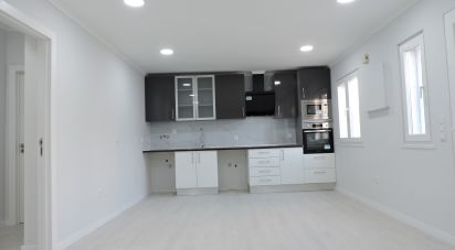 Casa / Villa T3 em Setúbal (São Sebastião) de 45 m²