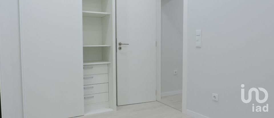 Casa / Villa T3 em Setúbal (São Sebastião) de 45 m²