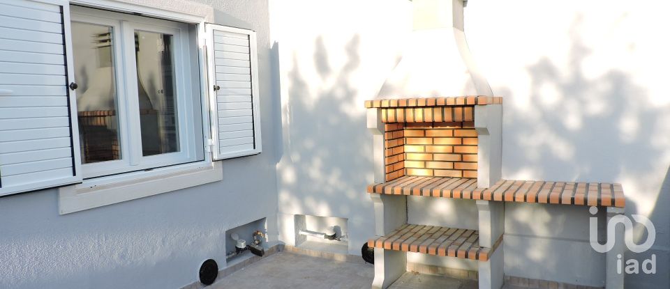 Casa / Villa T3 em Setúbal (São Sebastião) de 45 m²