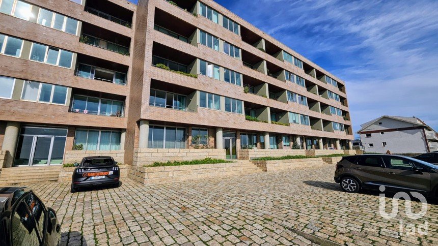 Apartment T2 in Perafita, Lavra E Santa Cruz Do Bispo of 150 m²