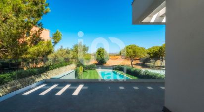 Mansion T5 in Quarteira of 290 m²