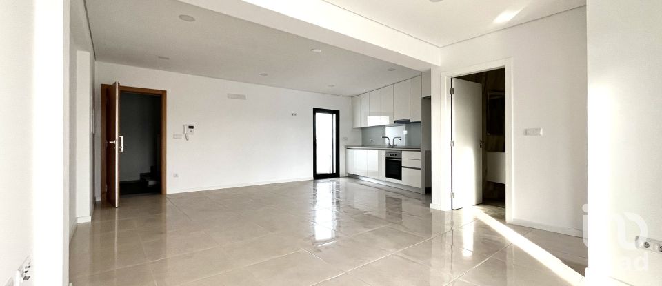 Apartamento T2 em Seixo de 69 m²