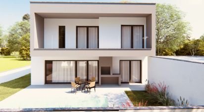 Casa / Villa T3 em Charneca De Caparica E Sobreda de 170 m²