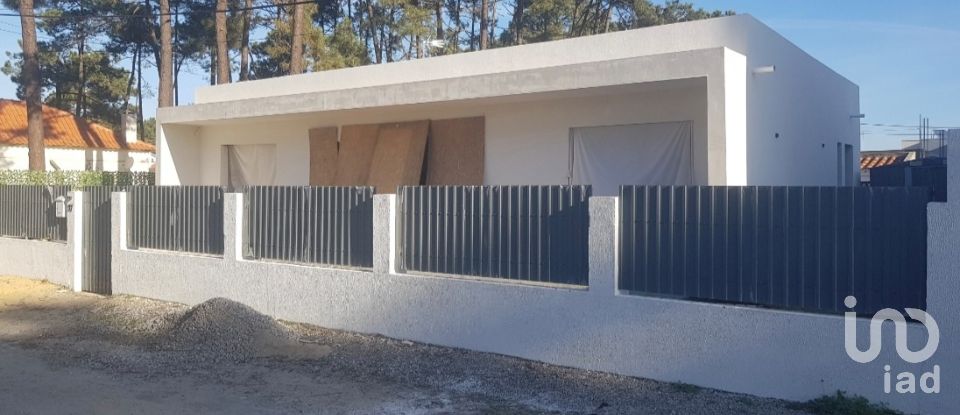 Maison T2 à Charneca De Caparica E Sobreda de 133 m²