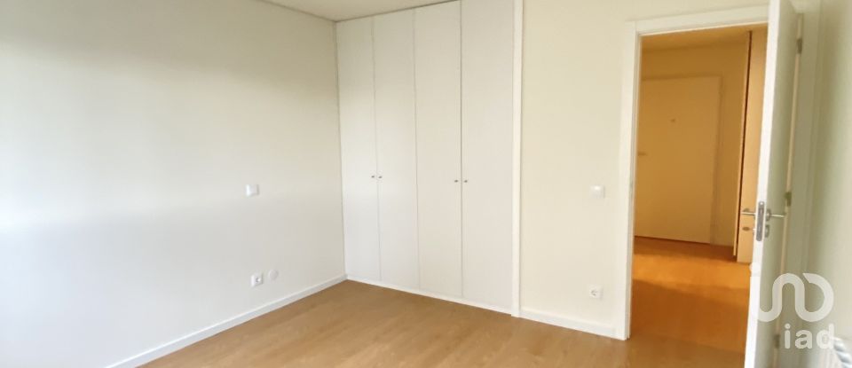 Apartment T2 in Santa Marinha E São Pedro Da Afurada of 112 m²