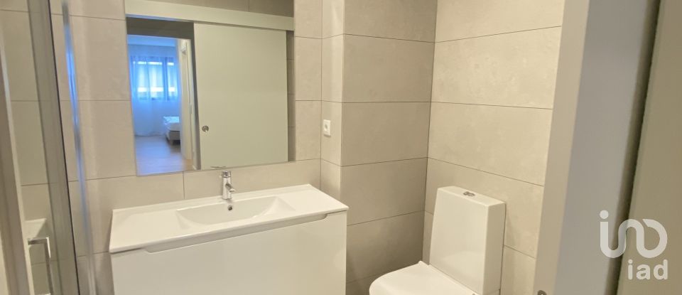 Apartment T2 in Santa Marinha E São Pedro Da Afurada of 112 m²