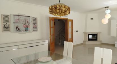 Casa / Villa T3 em Alcochete de 324 m²