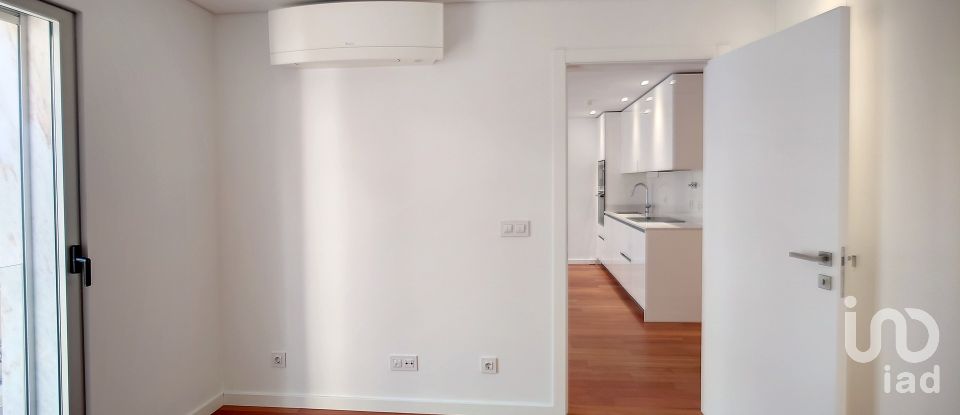 Apartamento T1 em Santo António de 58 m²