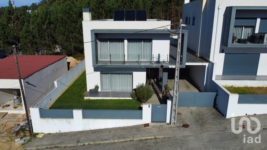 Casa / Villa T4 em Souto da Carpalhosa e Ortigosa de 293 m²