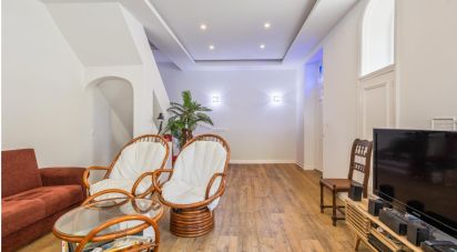 Maison T3 à Areeiro de 203 m²