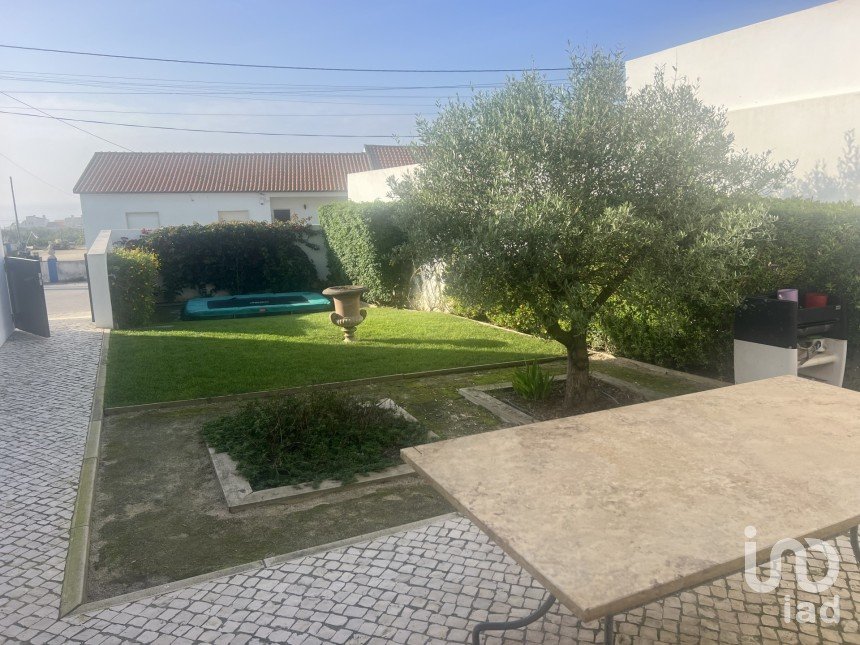 Maison T4 à A dos Cunhados e Maceira de 165 m²