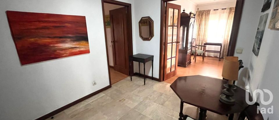 Apartment T3 in Aldoar, Foz Do Douro E Nevogilde of 121 m²