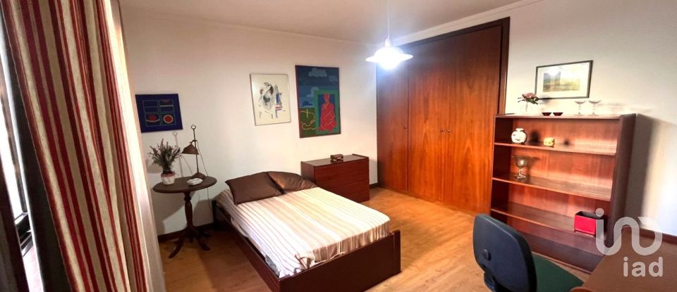 Apartment T3 in Aldoar, Foz Do Douro E Nevogilde of 121 m²