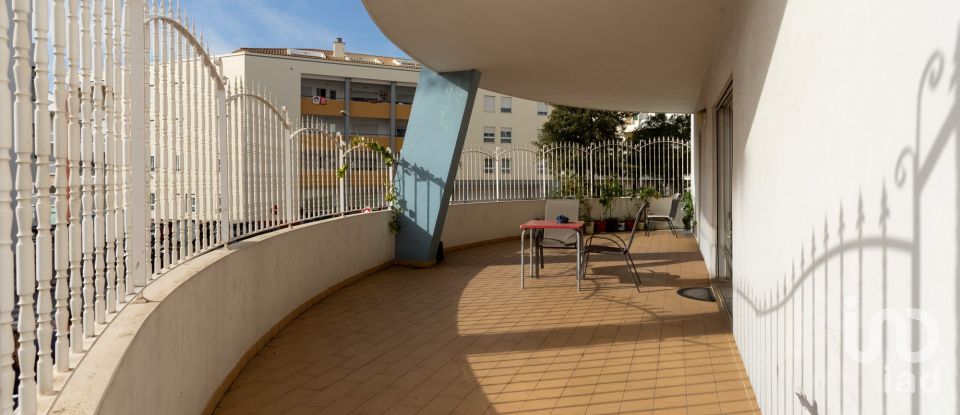 Appartement T2 à Quarteira de 84 m²