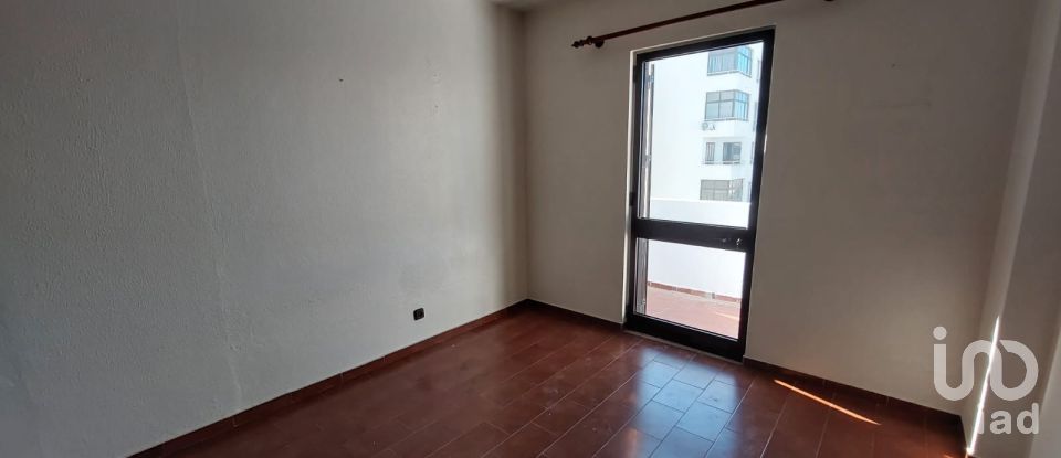 Appartement T2 à Quarteira de 71 m²