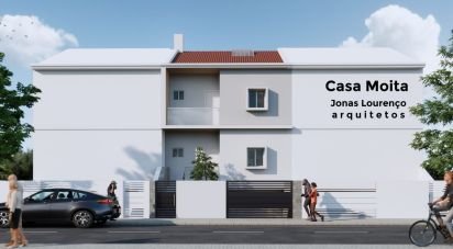 Maison traditionnelle T3 à Baixa Da Banheira E Vale Da Amoreira de 120 m²