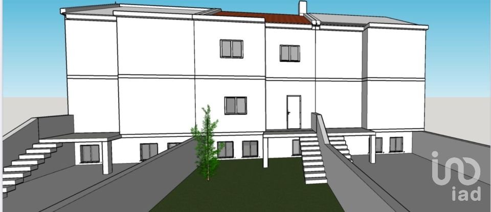 Maison traditionnelle T3 à Baixa Da Banheira E Vale Da Amoreira de 120 m²