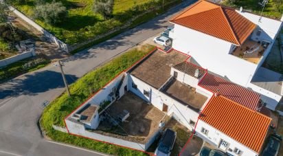 Maison traditionnelle T3 à Santa Bárbara de Nexe de 79 m²