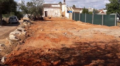 Terreno em Loulé (São Clemente) de 1 330 m²