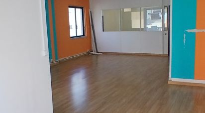 Apartamento T2 em Algés, Linda-a-Velha e Cruz Quebrada-Dafundo de 90 m²