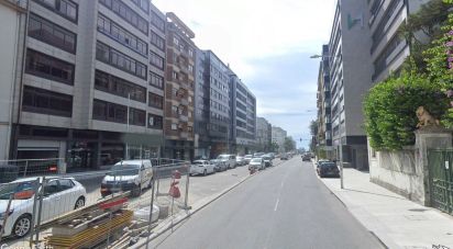 Loja / Estabelecimento Comercial em Lordelo Do Ouro E Massarelos de 292 m²