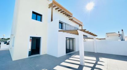 House T3 in Vila Nova de Cacela of 290 m²