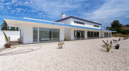 House T4 in Ferragudo of 303 m²