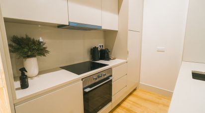 Apartamento T2 em Cedofeita, Santo Ildefonso, Sé, Miragaia, São Nicolau e Vitória de 79 m²