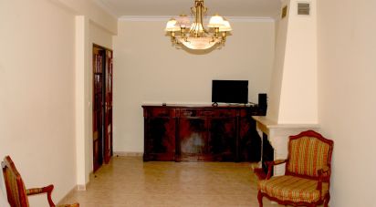 House T3 in Amora of 160 m²